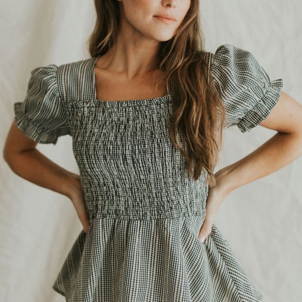 Smocked Square Neck Puff Sleeve Top - Black & White